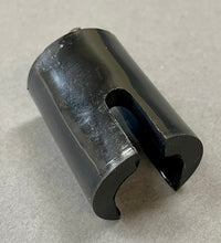 Load image into Gallery viewer, Wonder Junior Handle Remover Tool

